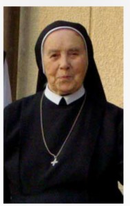 sr Clara