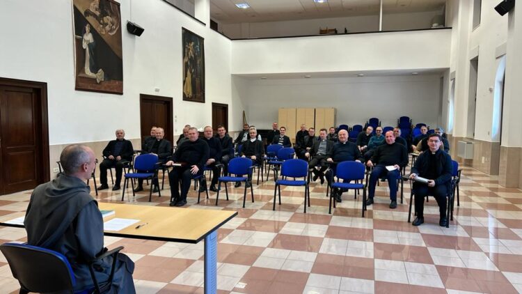 serie-de-exercitii-carmelitani-arcb-2