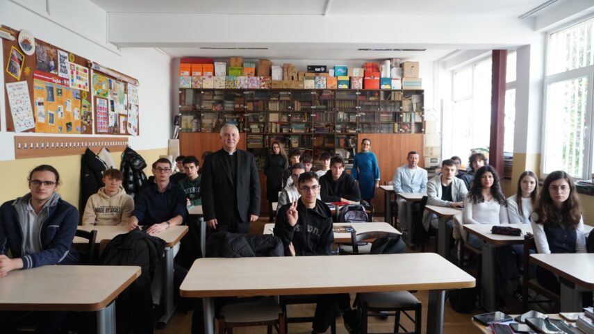 WhatsApp Image 2025-12-14 at 11.07.54 (1)